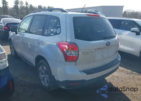 2015 Subaru Forester 2.5I Premium z USA, uszkodzony, nr VIN JF2SJADC1FH539335